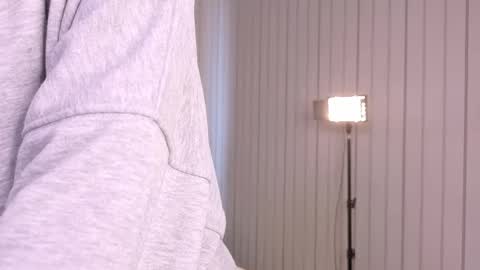 Snapshot of lauricejoto chatting on 05-24-26, 08:30 Kate online show from 05-24-26, 08:30