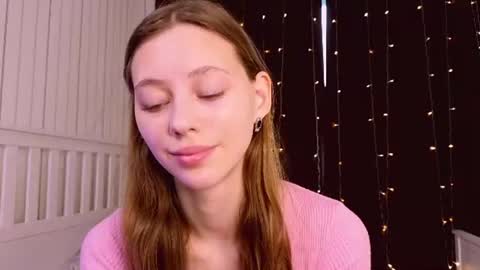 Snapshot of lauricejoto chatting on 06-18-26, 09:09 Kate online show from 06-18-26, 09:09