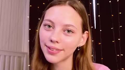 Snapshot of lauricejoto chatting on 06-18-26, 09:14 Kate online show from 06-18-26, 09:14