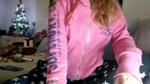 Snapshot of lauriehotxxx chatting on 12-11-24, 05:15 lauriehotxxx online show from 12-11-24, 05:15