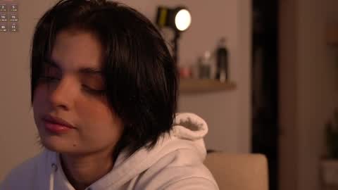 laurita_4 online show from 04-01-26, 12:17