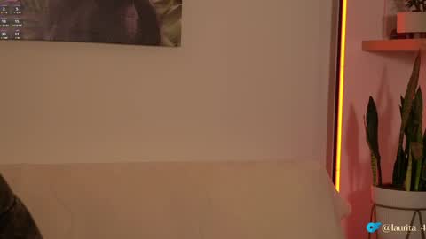 Snapshot of laurita_4 chatting on 06-02-26, 01:24 laurita_4 online show from 06-02-26, 01:24