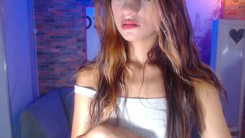 Laurita  online show from 12-12-24, 08:21