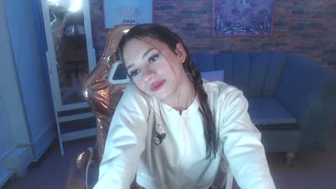Laurita  online show from 12-30-24, 08:25