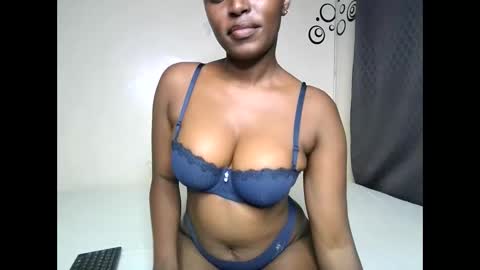 Snapshot of lav285407 chatting on 03-16-26, 06:12 lav285407 online show from 03-16-26, 06:12