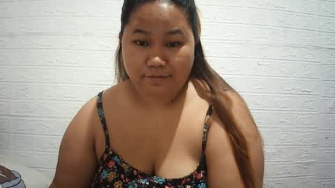 Snapshot of lavalyn214 chatting on 06-27-26, 02:05 lavalyn214 online show from 06-27-26, 02:05