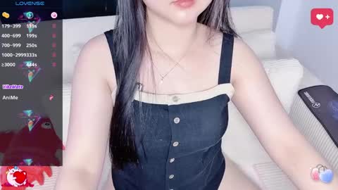 Snapshot of lavender_02 chatting on 05-16-26, 12:07 Tina online show from 05-16-26, 12:07