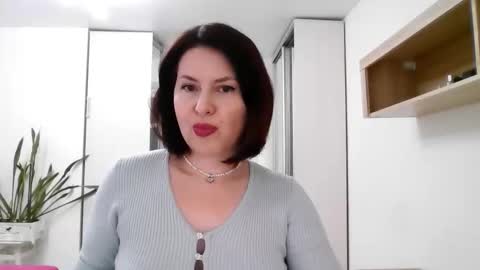 Diana  online show from 11-12-25, 11:21