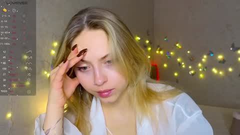 Snapshot of lavenderlav chatting on 12-10-24, 11:00 Melissa online show from 12-10-24, 11:00