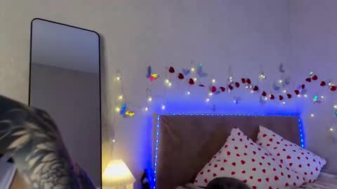 Snapshot of lavenderlav chatting on 03-02-25, 09:53 Melissa online show from 03-02-25, 09:53