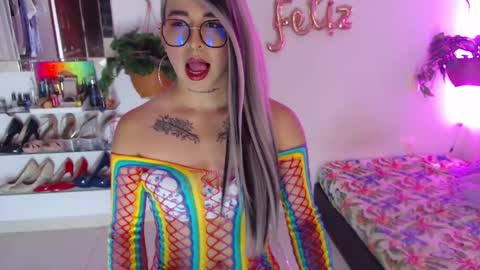 Cristina online show from 01-13-25, 10:45