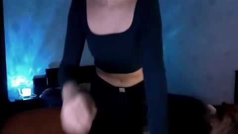 Lavinda online show from 11-28-25, 08:06