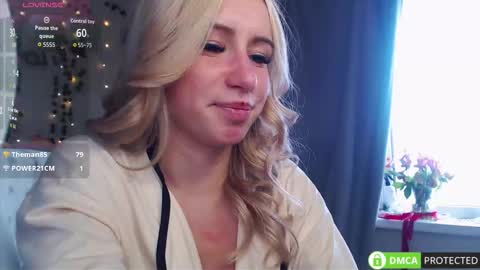 Mia online show from 09-13-25, 11:32