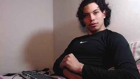 Snapshot of lax777_ chatting on 04-21-26, 05:58 ZAmbrano online show from 04-21-26, 05:58