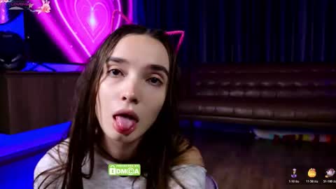 Anna online show from 11-28-25, 02:36