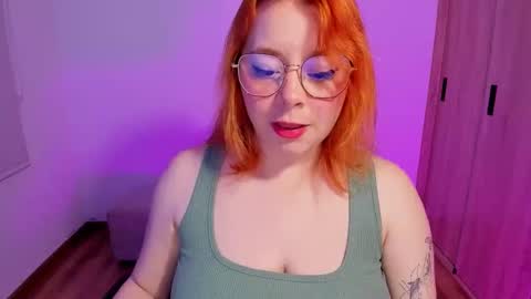 laylaah online show from 11-21-25, 01:15