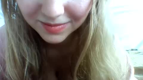 layannalea online show from 02-21-25, 08:49