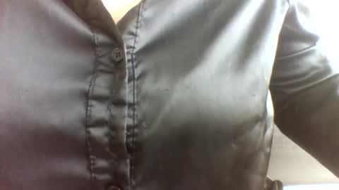 layannalea online show from 06-06-26, 12:05