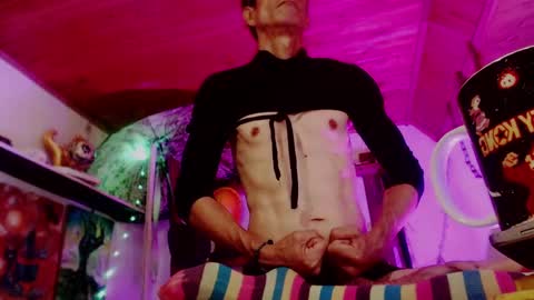 Laye19 online show from 12-06-24, 03:22