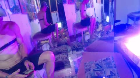 Laye19 online show from 02-02-25, 11:42