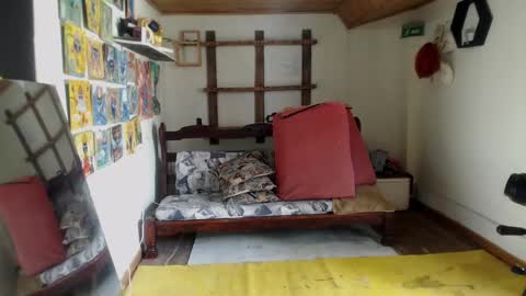 Laye19 online show from 02-06-25, 06:02