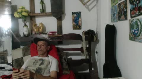 Laye19 online show from 03-09-25, 11:46