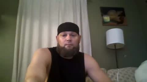 layinlow42 online show from 10-21-25, 05:19