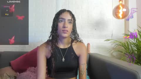 Snapshot of layla_707 chatting on 12-14-24, 01:28 Layla online show from 12-14-24, 01:28