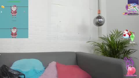 Snapshot of layla_707 chatting on 12-30-24, 01:58 Layla online show from 12-30-24, 01:58