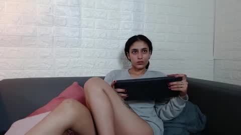 Snapshot of layla_707 chatting on 02-22-25, 01:00 Layla online show from 02-22-25, 01:00