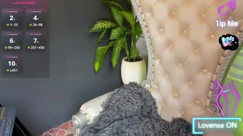 Snapshot of layla_707 chatting on 11-08-25, 02:50 Layla online show from 11-08-25, 02:50