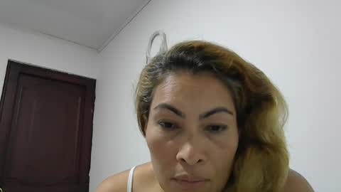 layla_astrum online show from 05-08-26, 08:58
