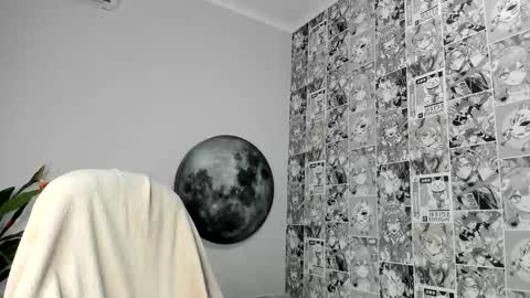 Snapshot of layla_cookies chatting on 11-11-25, 06:24 Layla online show from 11-11-25, 06:24