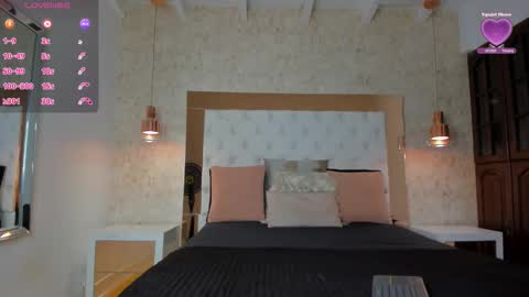 Snapshot of layla_mackenzie01 chatting on 02-14-26, 03:25 Layla Mackenzie online show from 02-14-26, 03:25