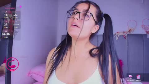 Snapshot of layla_nicols chatting on 01-13-25, 04:19 Layla online show from 01-13-25, 04:19