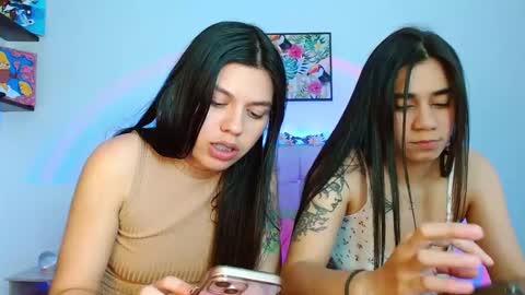 Snapshot of layla_roma chatting on 01-31-25, 12:39 Lia and Rachel online show from 01-31-25, 12:39