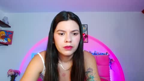 Snapshot of layla_roma chatting on 10-14-25, 12:44 Lia and Rachel online show from 10-14-25, 12:44