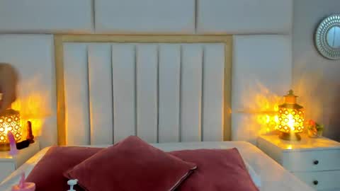 Snapshot of laylaadoll_ chatting on 06-04-26, 07:09 Lau online show from 06-04-26, 07:09