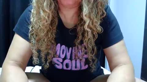 kelly online show from 10-11-25, 05:17