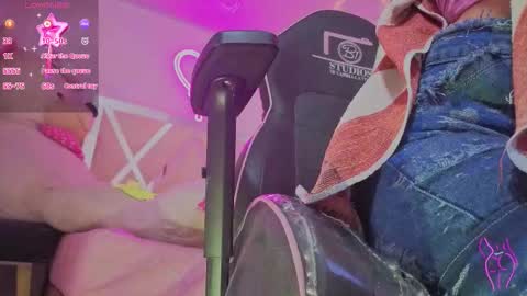 Snapshot of laylafoxy_tay chatting on 02-02-26, 11:20 laylafoxy_tay online show from 02-02-26, 11:20