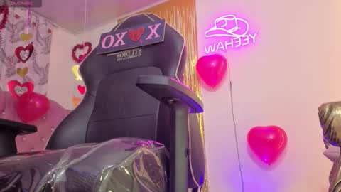 Snapshot of laylafoxy_tay chatting on 02-15-26, 03:47 laylafoxy_tay online show from 02-15-26, 03:47