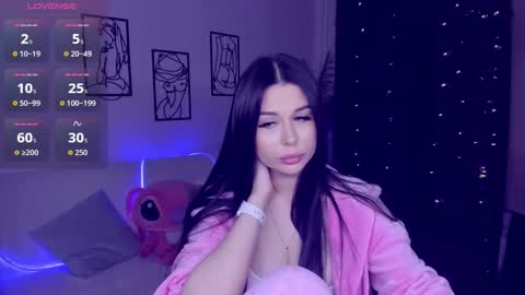 Snapshot of laylagreat chatting on 10-08-25, 04:26 laylagreat online show from 10-08-25, 04:26