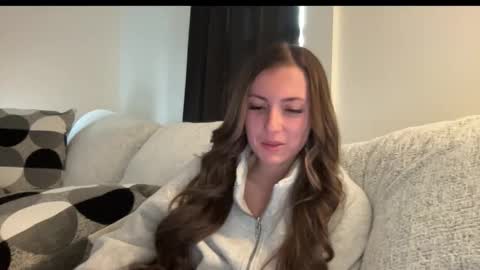 laylahlaylah1 online show from 11-09-25, 04:16