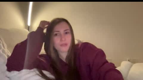 laylahlaylah1 online show from 12-14-25, 11:26