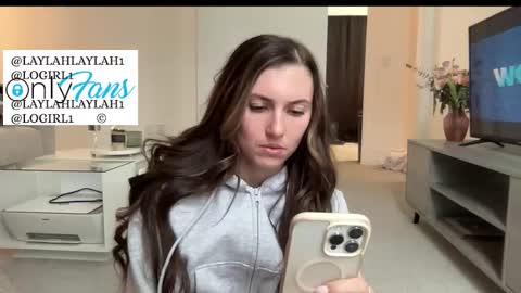 laylahlaylah1 online show from 02-23-26, 07:44