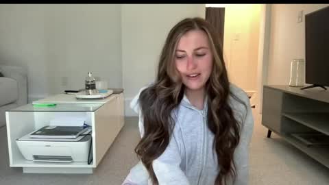 laylahlaylah1 online show from 04-12-26, 03:28