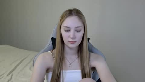 Snapshot of laylla001 chatting on 02-04-25, 06:46 Laylla001 online show from 02-04-25, 06:46