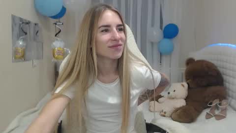 Snapshot of laymablast chatting on 10-03-25, 06:32 laymablast online show from 10-03-25, 06:32