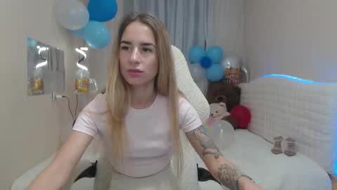 Snapshot of laymablast chatting on 10-06-25, 06:00 laymablast online show from 10-06-25, 06:00