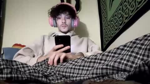 Stitch online show from 02-22-25, 09:56